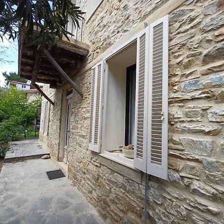 's Old Town Traditional House *